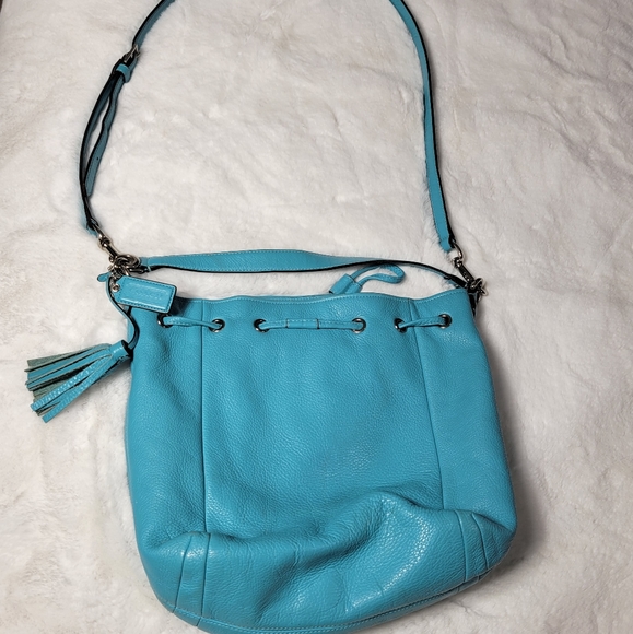 EUC Coach leather Crossbody Bucket bag - Picture 6 of 16